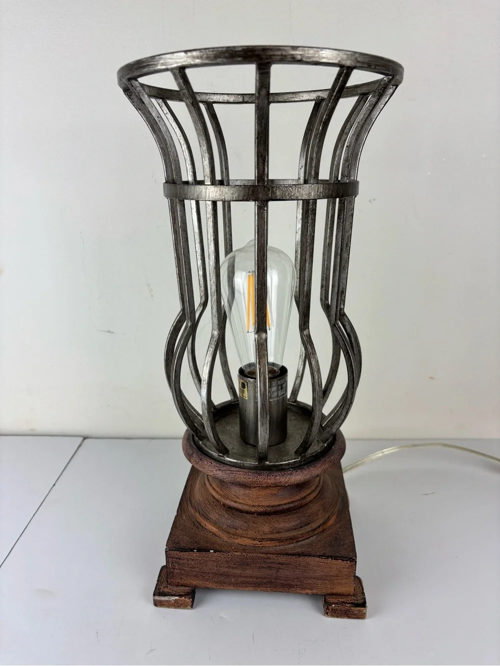 Metal Cage Table Lamp with/Bronze Finish-Accent Lamp-Modern/Rustic Vibe Up-light